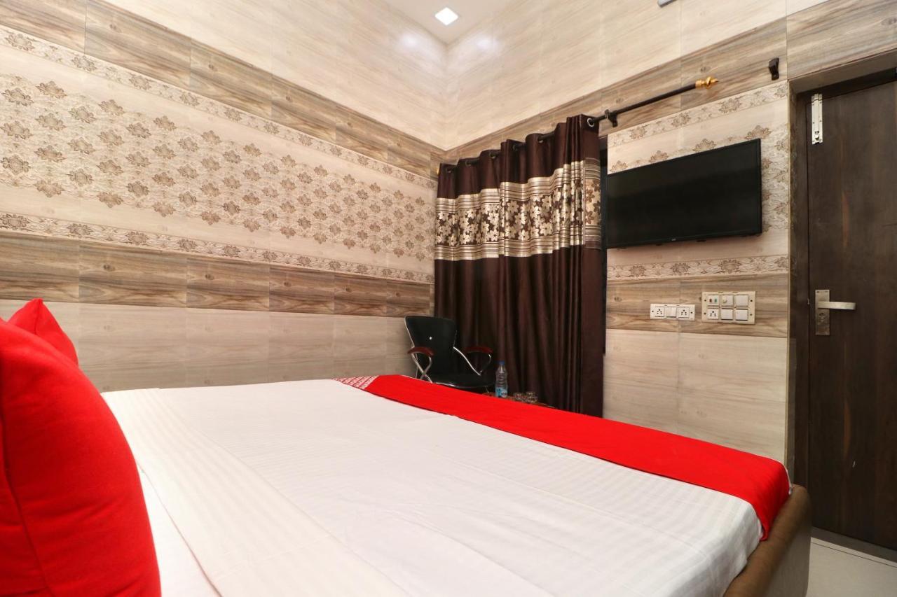 Hotel Max Jalandhar Ngoại thất bức ảnh