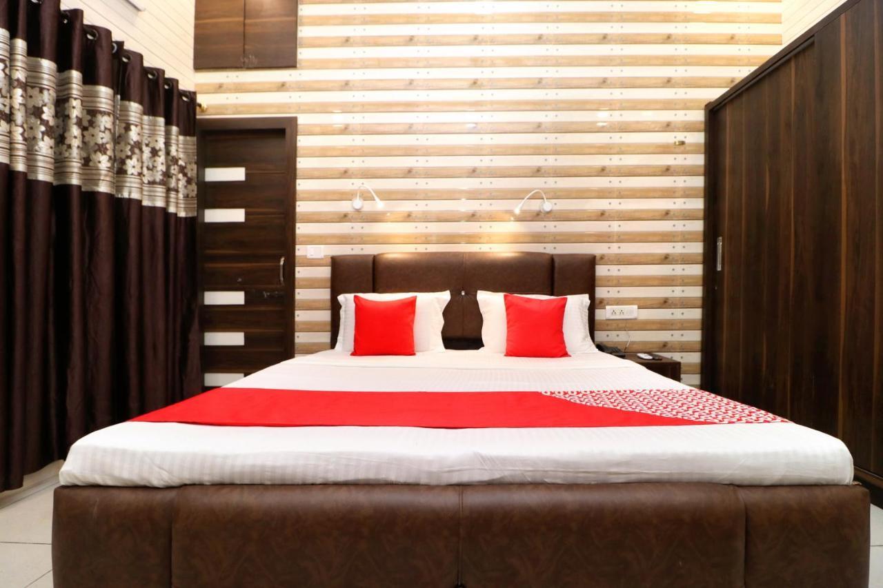 Hotel Max Jalandhar Ngoại thất bức ảnh