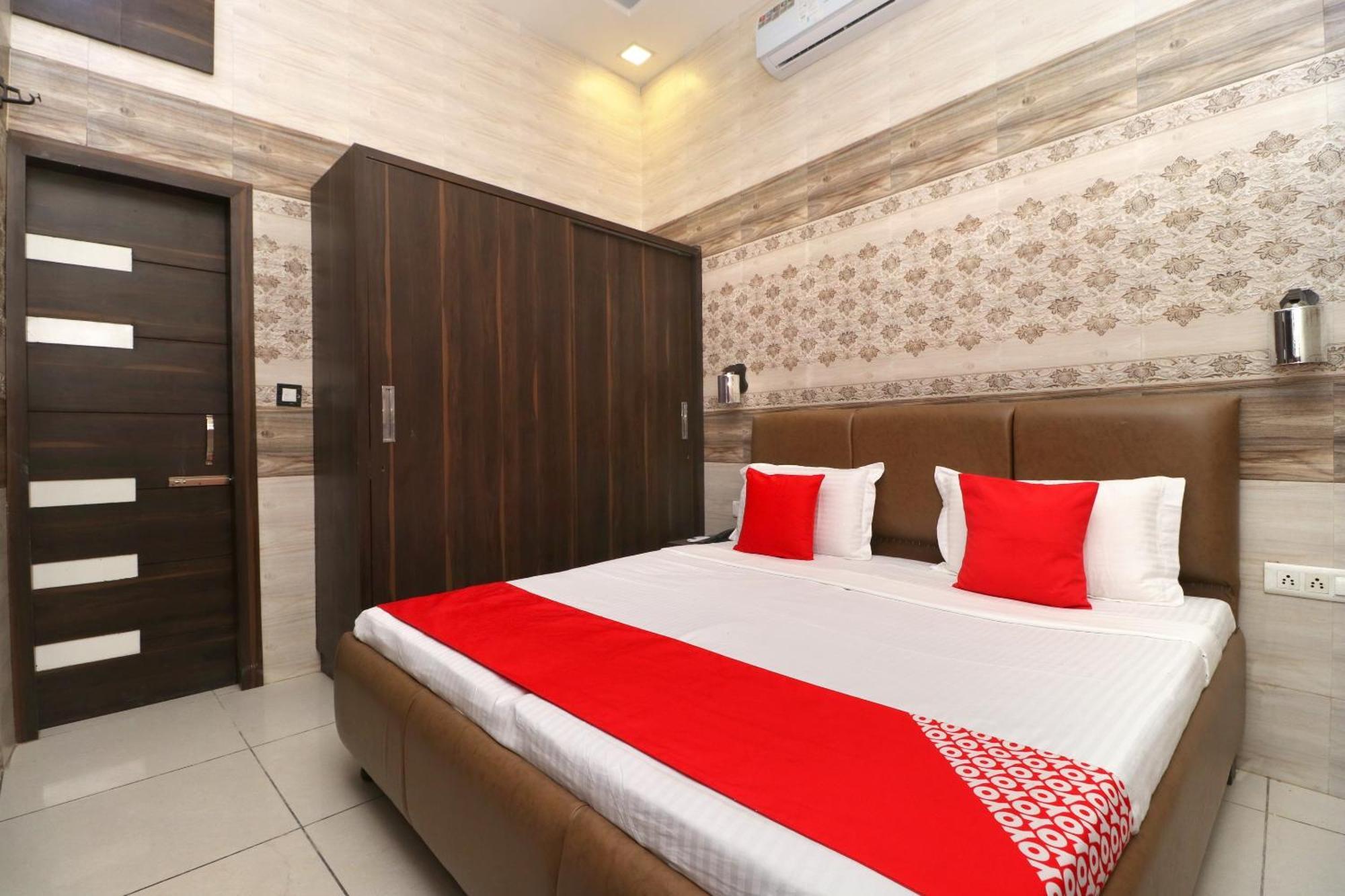 Hotel Max Jalandhar Ngoại thất bức ảnh